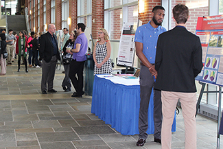 Big Night Celebrates Undergraduate Research in a Big Way