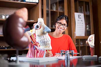 Students Stand Out on Research Night