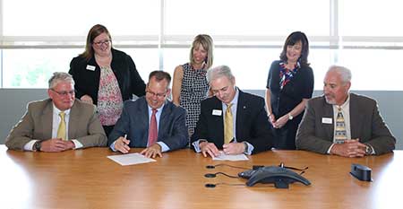 University of West Georgia and West Georgia Technical College Sign Transfer Articulation Agreement for Nursing Students